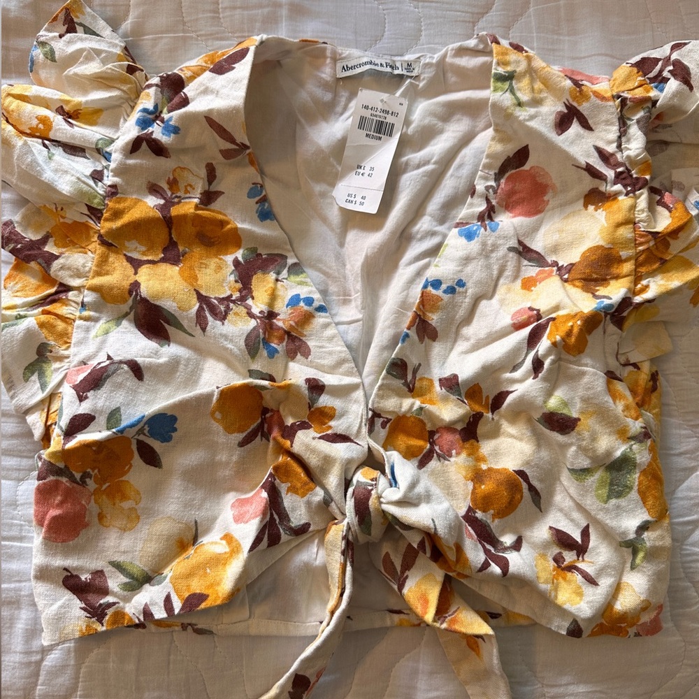 NWT Abercrombie tie knot floral crop linen top size size medium
